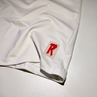 Chill with .. // WHITE TEE