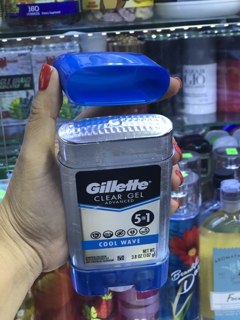 Lăn khử mùi nam Gillette 5 in 1 - 107g của Mỹ