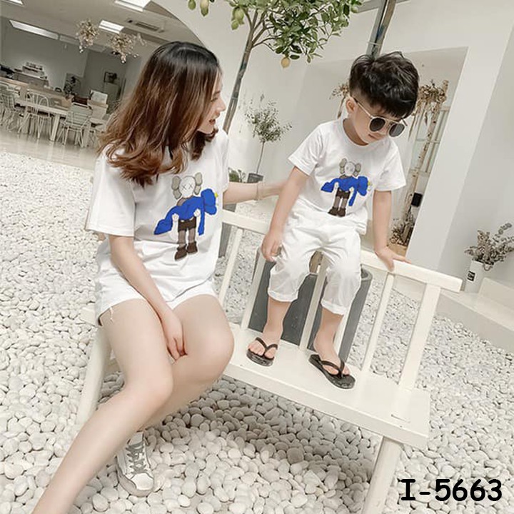 Follow Shop Săn Deal Hot Ngày 2/2 Áo Thun Đôi Tình Nhân Màu Trắng Hình Búp Bê Kaws