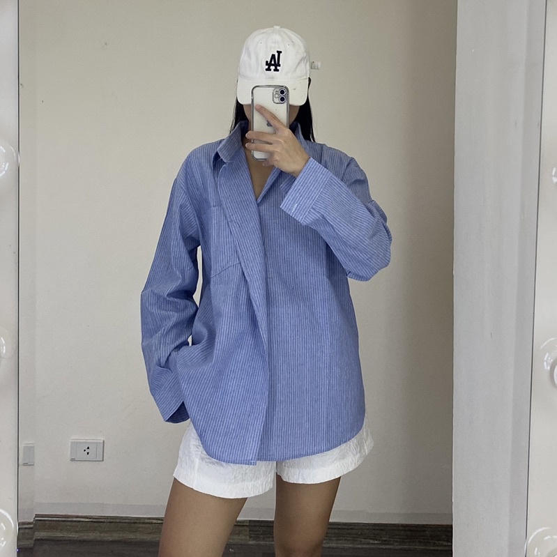 (A1)áo sơ mi xanh sọc pastel cổ vest chéo form rộng đứng form oversize basic dễ phối đồ