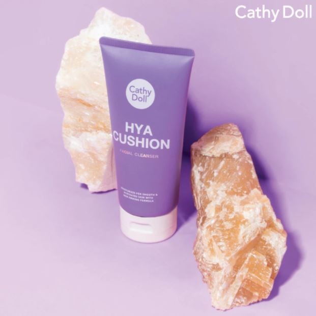 Sữa rửa mặt tạo bọt dưỡng ẩm da Cathy Doll Hya Cushion Facial Foam Cleanser 120ml