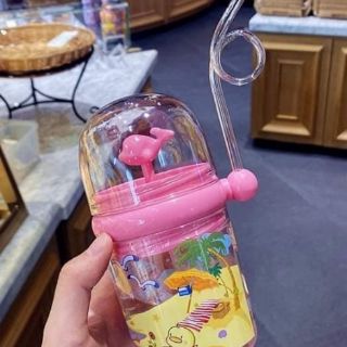 Bình nước phun nước cá voi