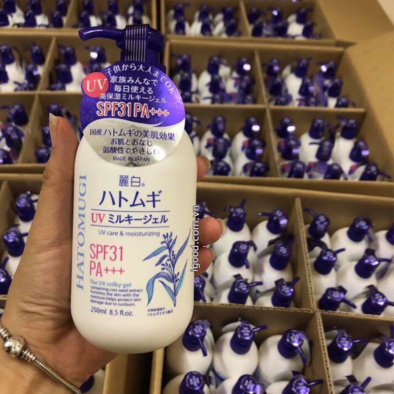 Sữa dưỡng thể chống nắng Hatomugi SPF31 PA+++ 250ml 2020 [hàng nội địa xuất khẩu]