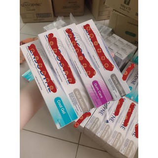 KEM ĐÁNH RĂNG CLOSEUP THÁI LAN  160G