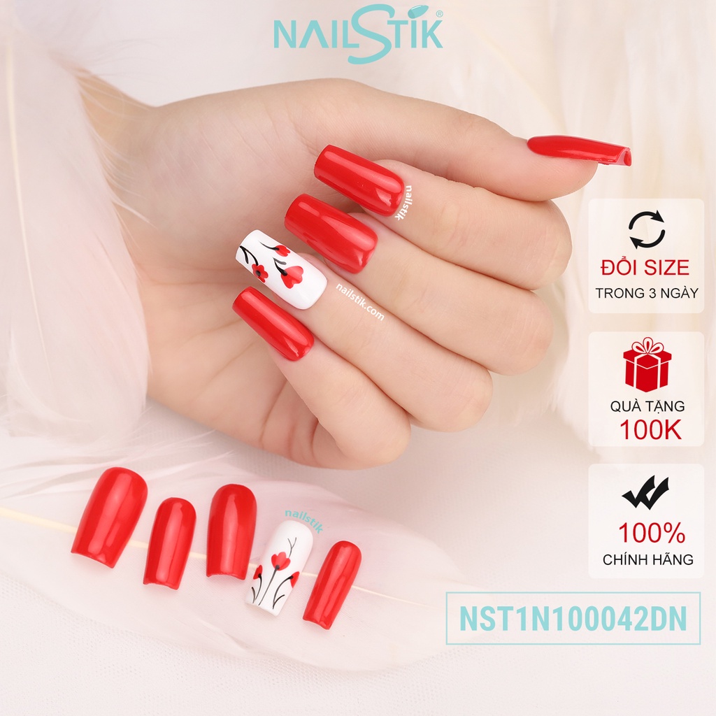 Móng úp thiết kế by NAILSTIK, màu đỏ, form móng ngang, ngắn/dài, 042