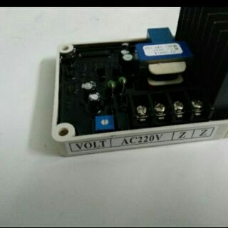 AVR ổn áp máy phát điện có chổi than