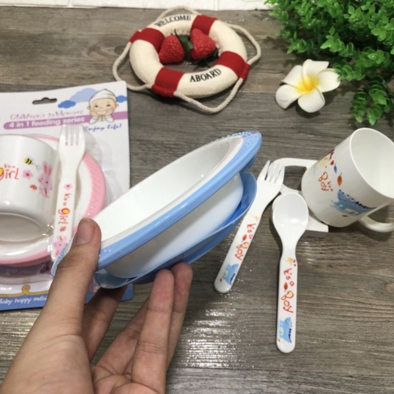 Set đồ dùng ăn dặm cho bé (bát, cốc, thìa, dĩa)