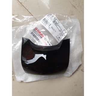 Mặt nạ nhỏ dưới Janus Yamaha - Đen