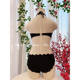 Bikini 2 mảnh quyến rũ, sexy.