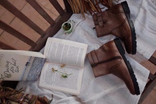 Stowe boots