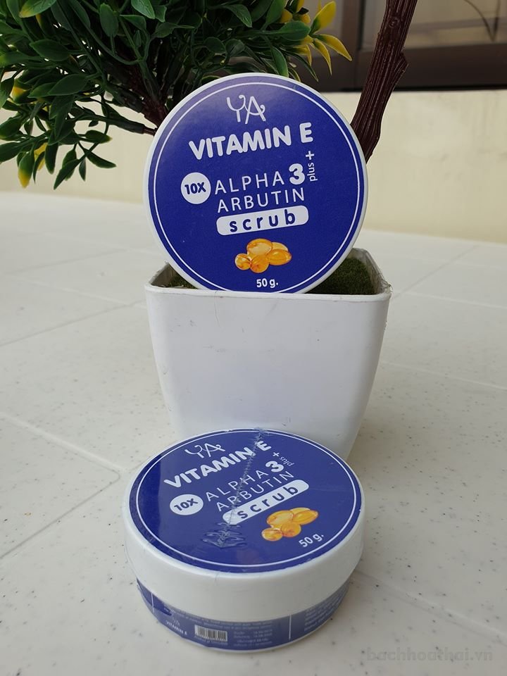 Tẩɏ tế bào chết Ya vıtamın E Alpha Arbutin 3 Plus Scrub Thái Lan