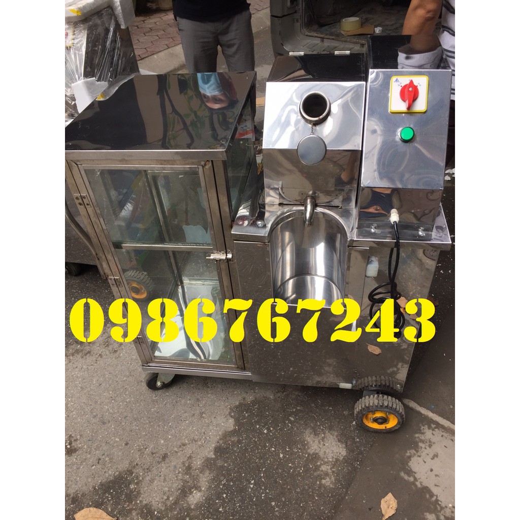 Xe mía gắn tủ kính, Toàn bộ máy được làm từ inox sáng bóng, sạch sẽ, hạn chế gỉ sét, có độ bền cao và an toàn vệ sinh