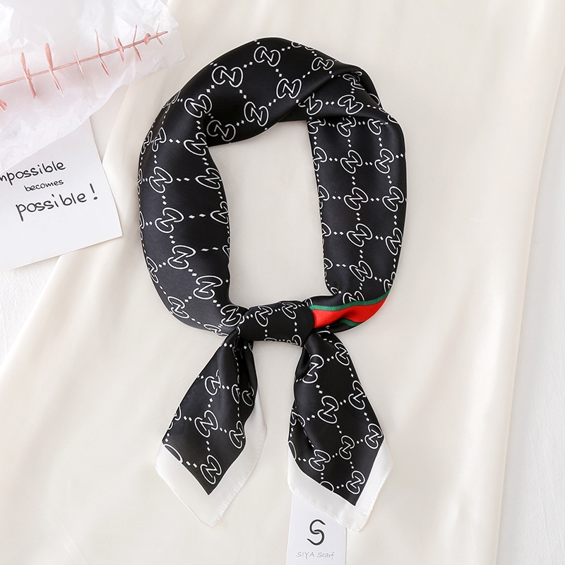 khăn lụa vuông HỌA TIẾT GUCCI KEM SỌC ĐỎ choàng cổ cao cấp 70x70cm-V2GSD Khăn bandana lụa ThyThy