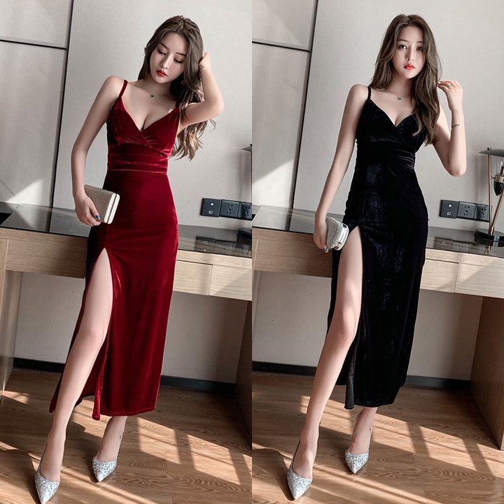 Đầm dự tiệc 2 dây vải nhung sang trọng, Đầm maxi xẻ đùi hở lưng đỏ và đen - TM8