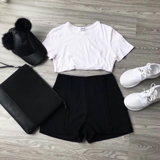 Short Zara viền bèo