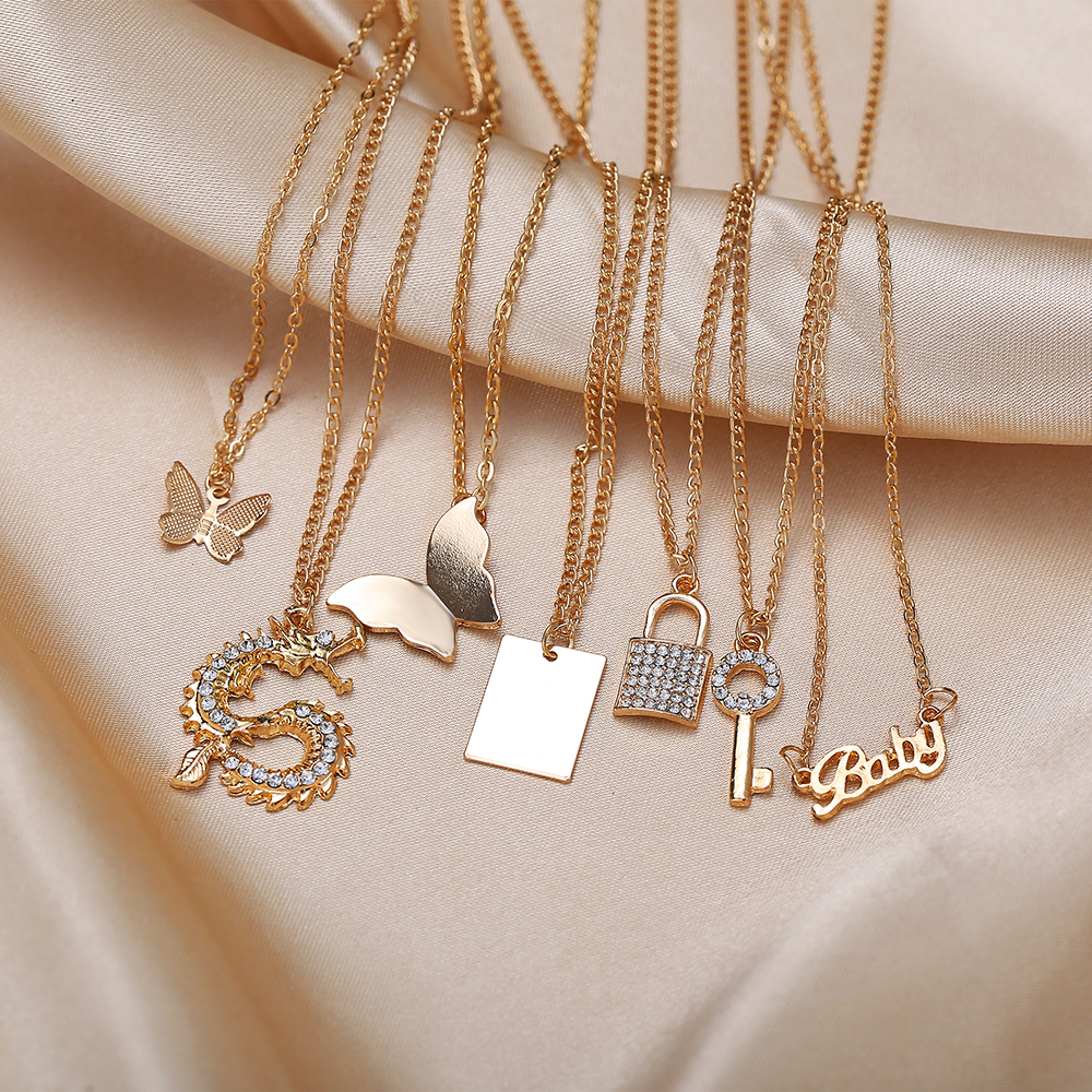 vòng cổ Mặt Hình Bươm Bướm Đính Đá Thời Trang Cho Nữ