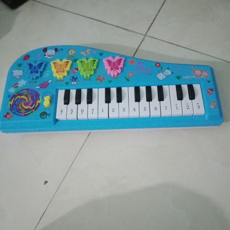 Đàn piano chạy pin cho bé chơi