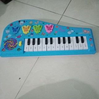 Đàn piano chạy pin cho bé chơi