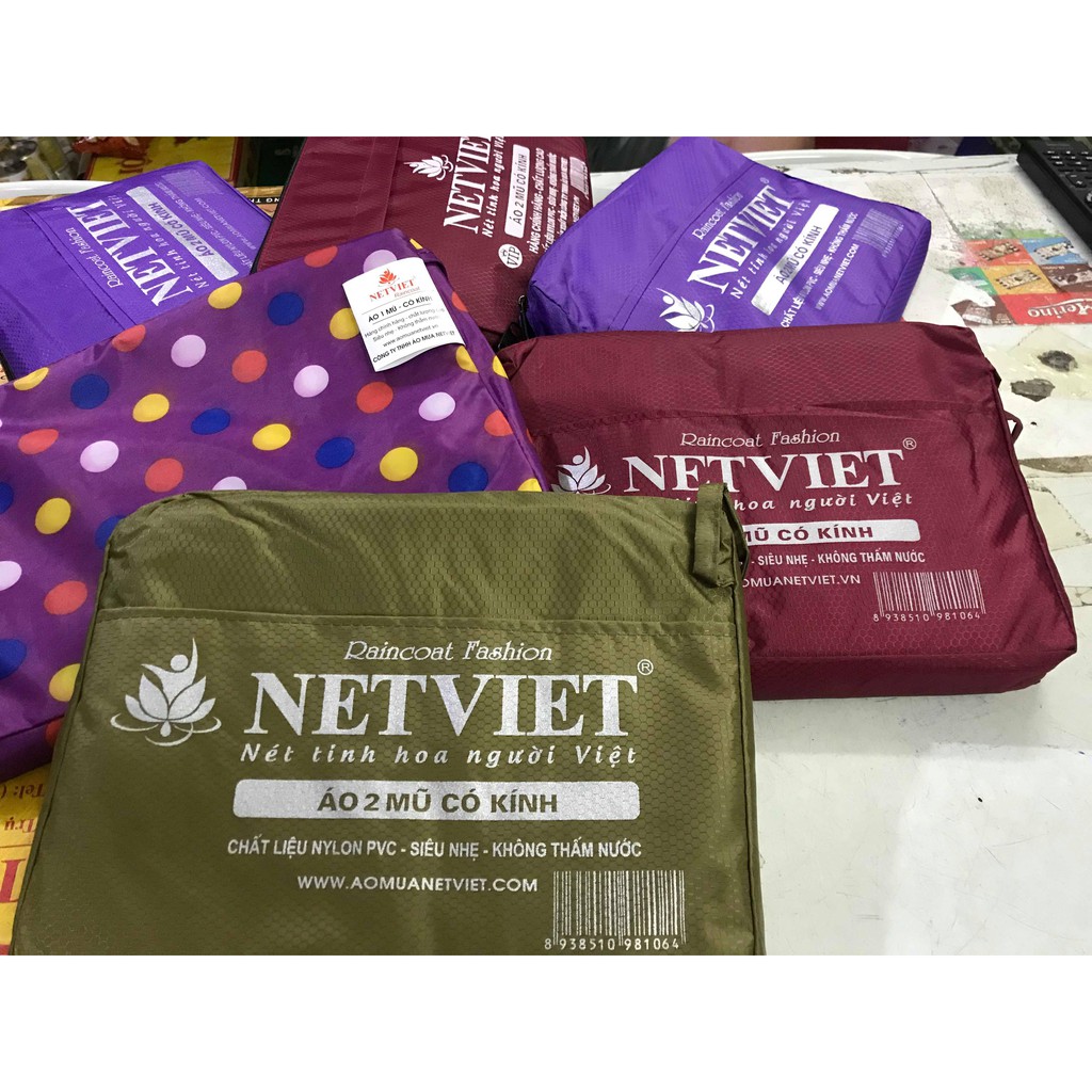 Áo mưa dày dặn
