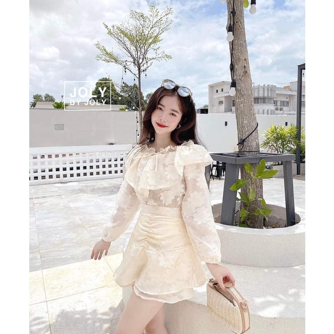 Set áo nude hoa nổi bo chun vai + chân váy