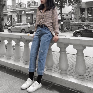 Quần jeans rách xắn gấu