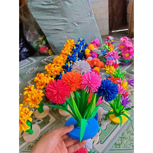 Hoa khóm cho góc xây dựng