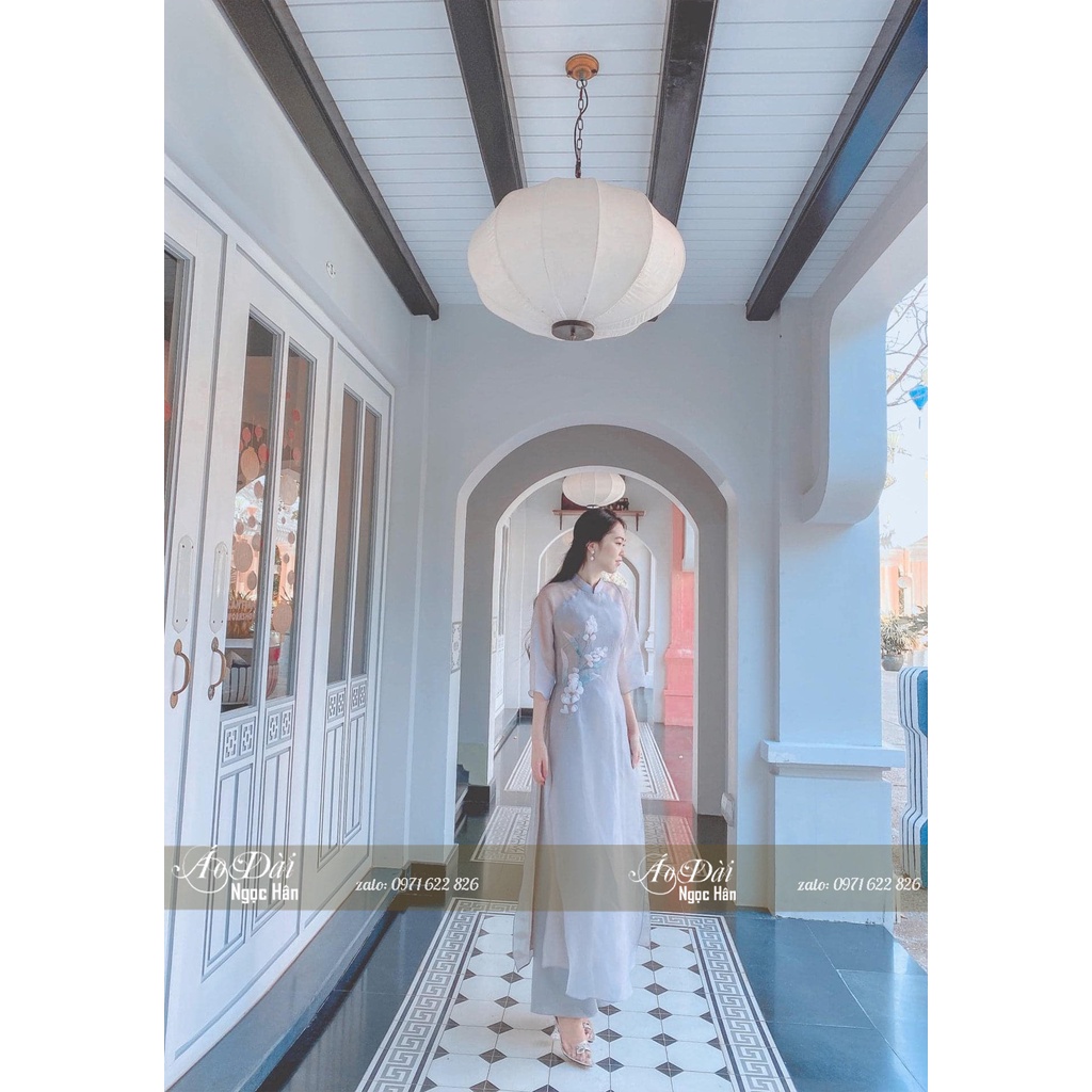 Áo Dài Cách Tân Nữ 4 Tà Cổ Vuông Tay Ngắn A13