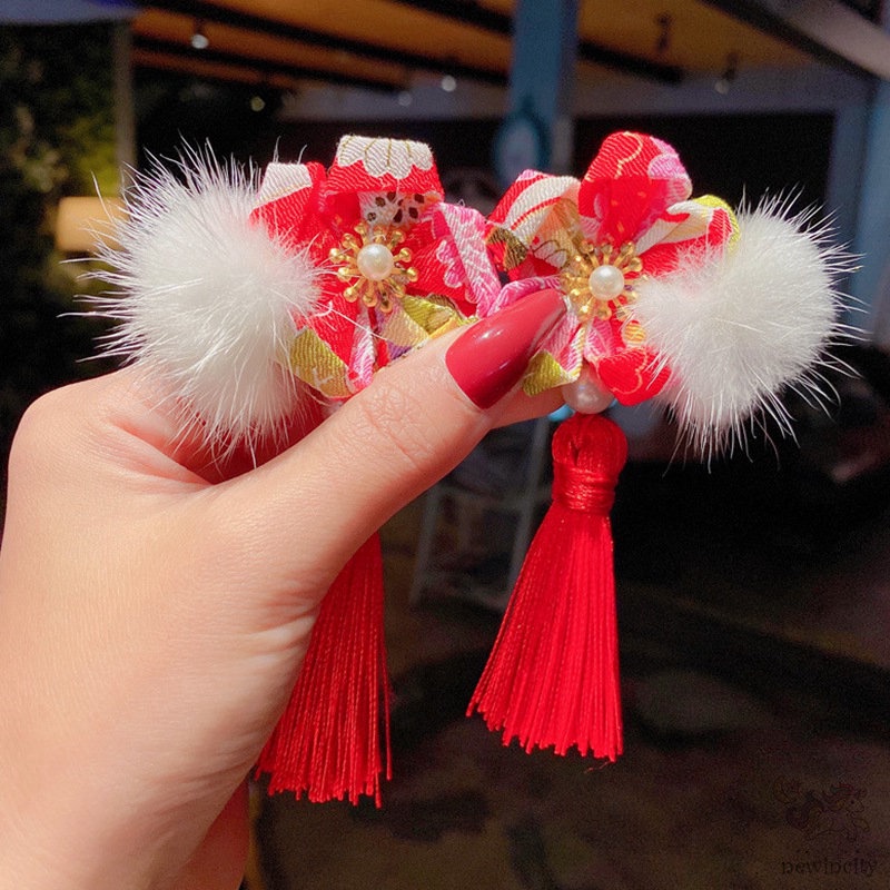 Kẹp tóc tua rua phong cách Trung Hoa mừng năm mới cho bé gái