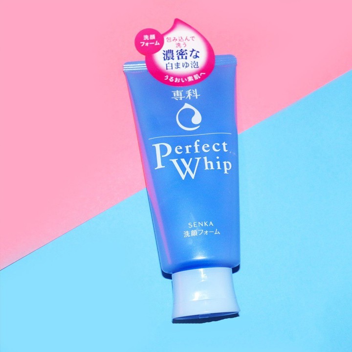 Sữa rửa mặt tạo bọt Senka Perfect Whip 120g chiết xuất tơ tằm trắng