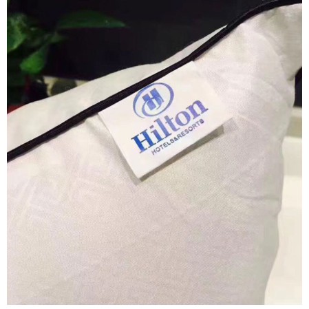 BỘ HAI GỐI HIL TON CAO CẤP LOẠI 1