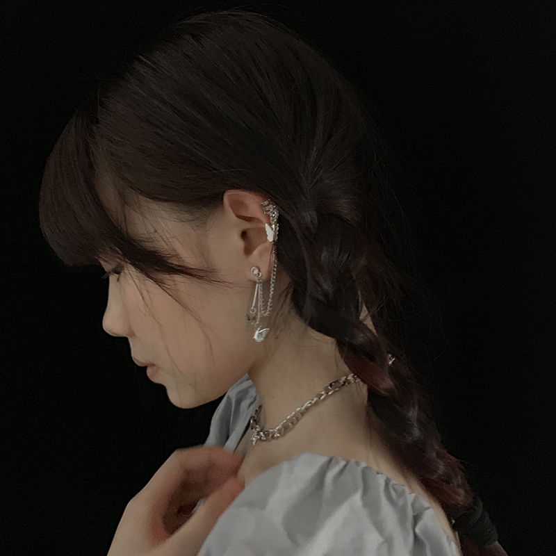 Bông tai trang trí hình bươm bướm cá tính phong cách retro