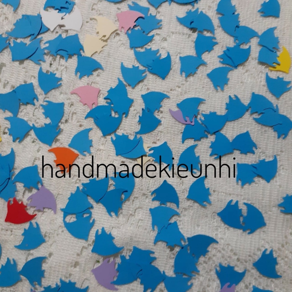 50 hình con cá dễ thương, size 1.5cm, bằng giấy màu - thủ công mầm non cho bé - trang trí thiệp, sổ, bao lì xì