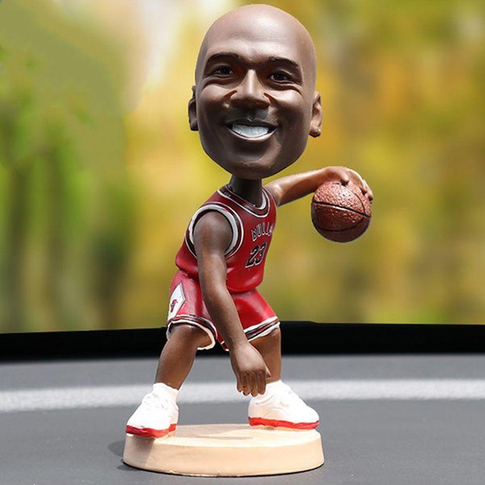 Mô Hình Ngôi Sao Bóng Rổ PATRICIA Bằng PVC Trang Trí Xe Hơi