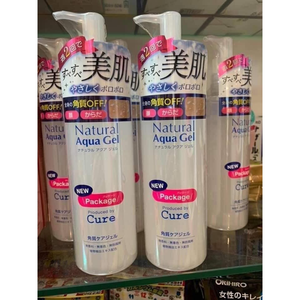 Gel tẩy tế bào chết Cure Natural Aqua Gel.