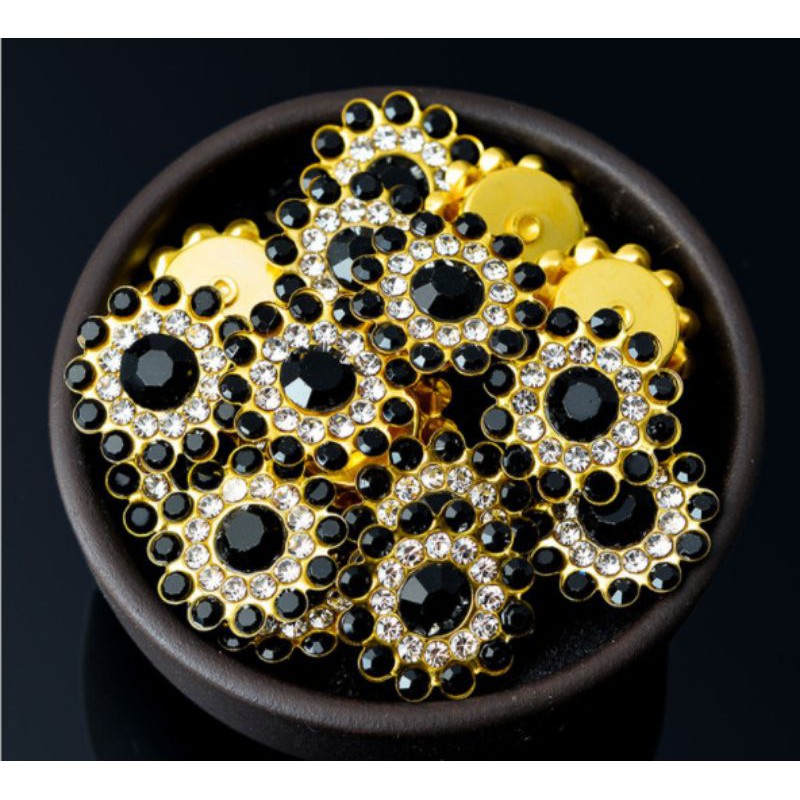 10 center bông hoa đá làm phụ kiện thời trang