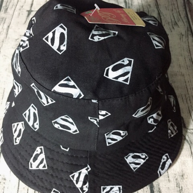 Mũ bucket Supreme