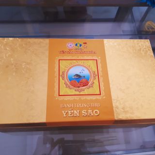 Hộp 2 bánh trung thu Yến sào Khánh Hòa  (Bánh nhỏ 120g/bánh)