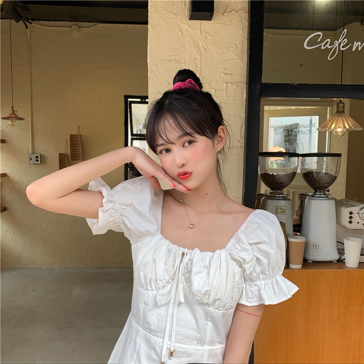 Váy, đầm trắng mới cho mùa hè 2021, váy tay phồng cổ vuông, váy ngắn nhỏ | BigBuy360 - bigbuy360.vn