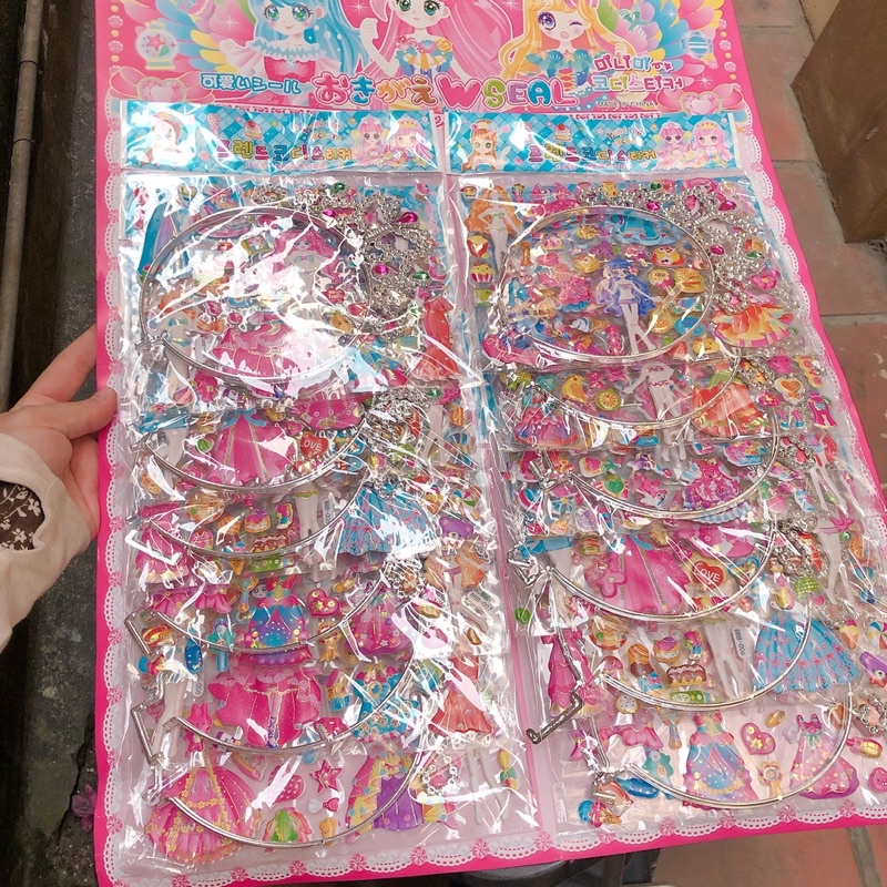 Sỉ vỉ 12 bộ dán sticker thời trang loại dày kèm Vương miện cho bé