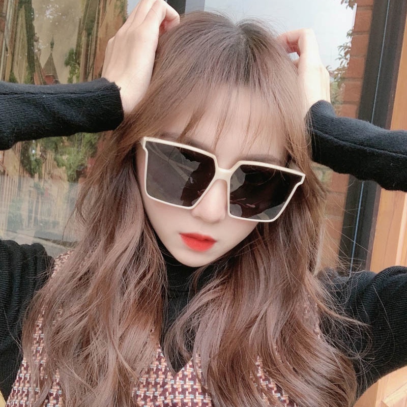 Kính GLMV Đen Trắng