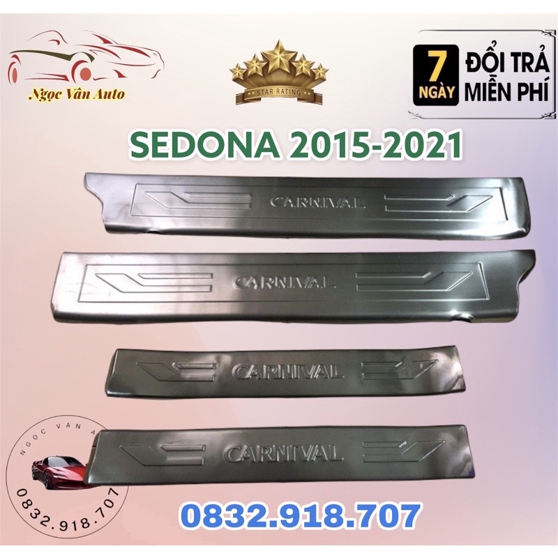 Ốp Bậc Cửa Trong Xe Kia Sedona Mẫu Inox