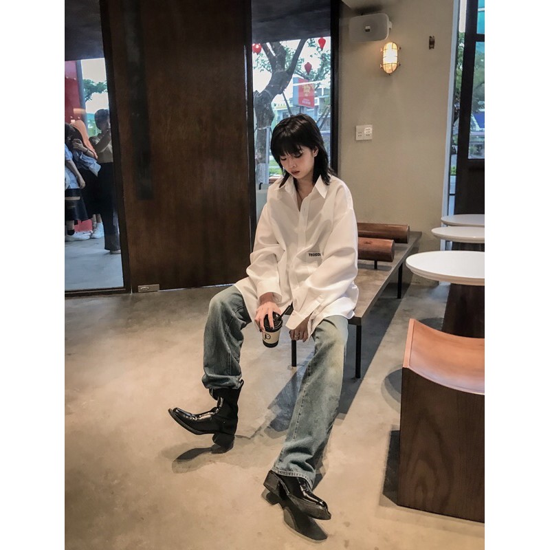 ÁO SƠMI TRẮNG CÓ TÚI THÊU TCC ĐƠN GIẢN THANH LỊCH ( TCC OVERSHIRT ) | BigBuy360 - bigbuy360.vn