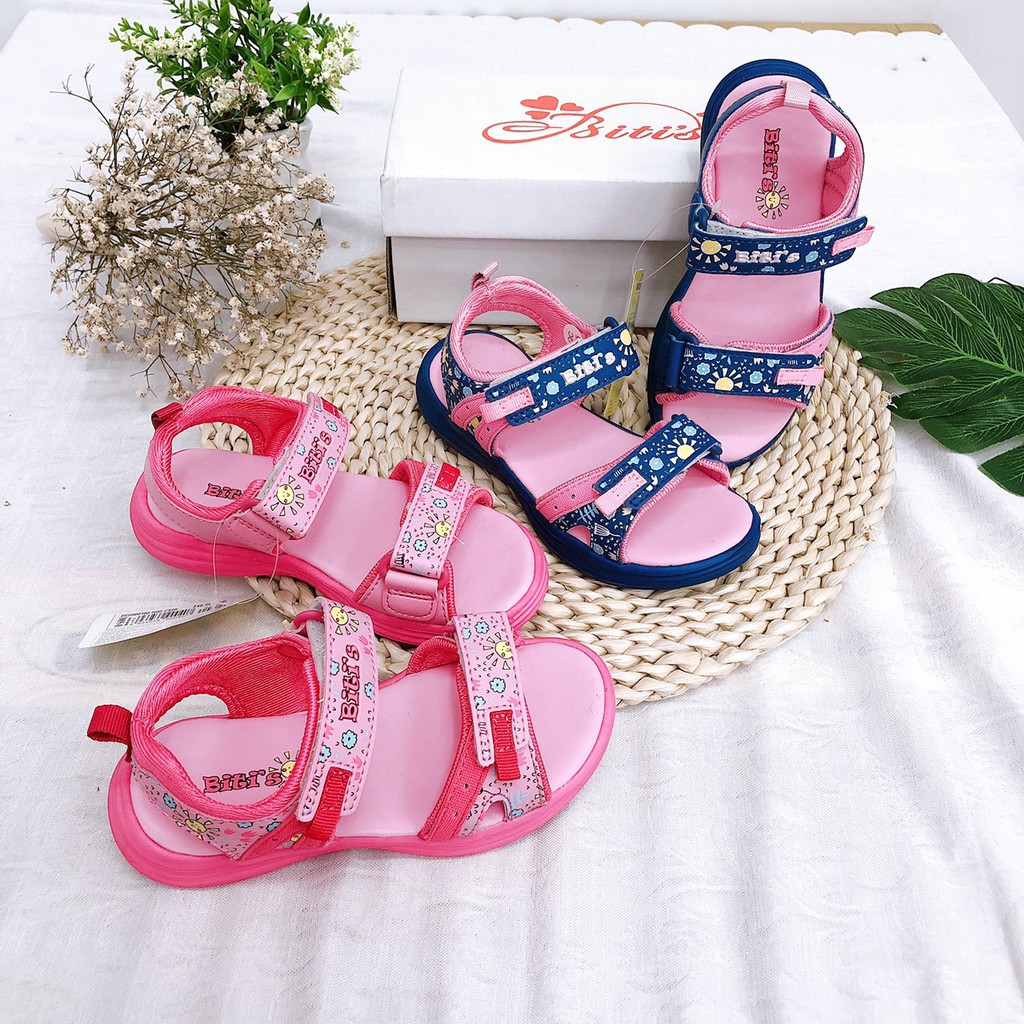 Giày sandal quai hậu học sinh bé gái , họa tiết bông hoa , đế siêu nhẹ DEG000100