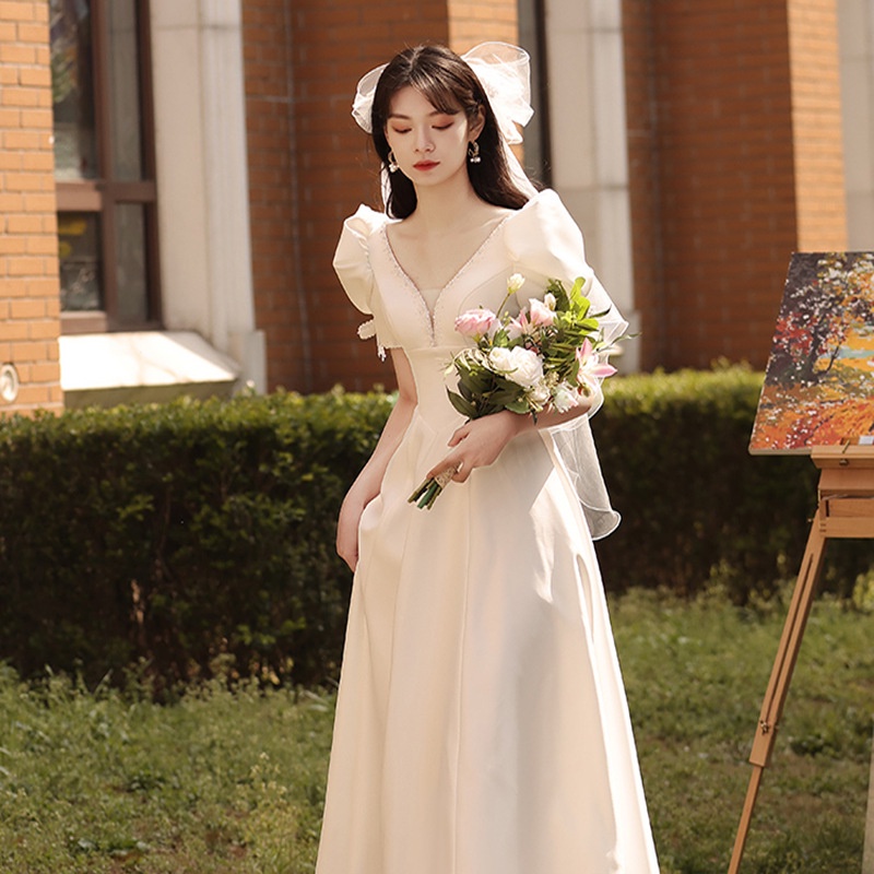 Đầm Cô Dâu Ngắn Tay Vải Satin Màu Trắng Thời Trang