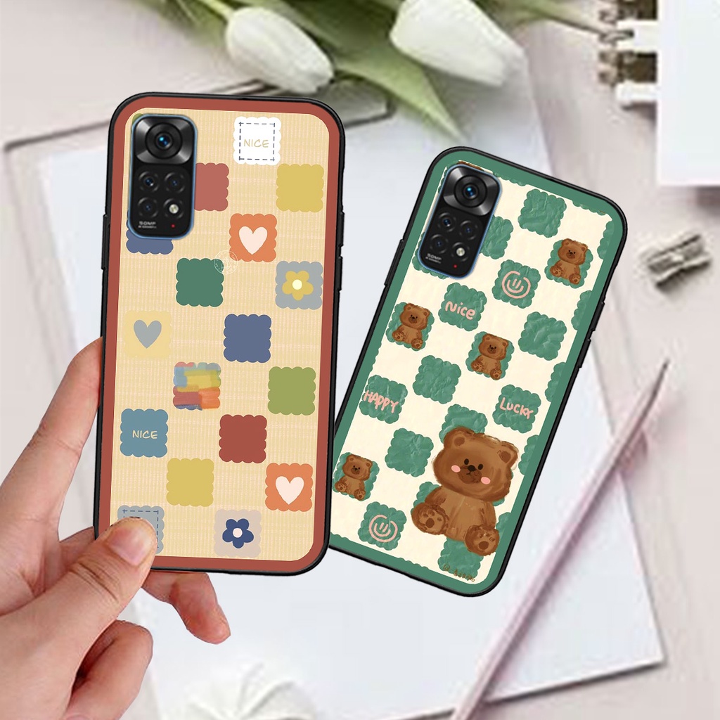 Ốp Xiaomi Redmi Note 11 4G / Note 11S / Note 11 Pro 5G / Note 11s 5G in hình gấu caro đen trắng dễ thương siêu bền