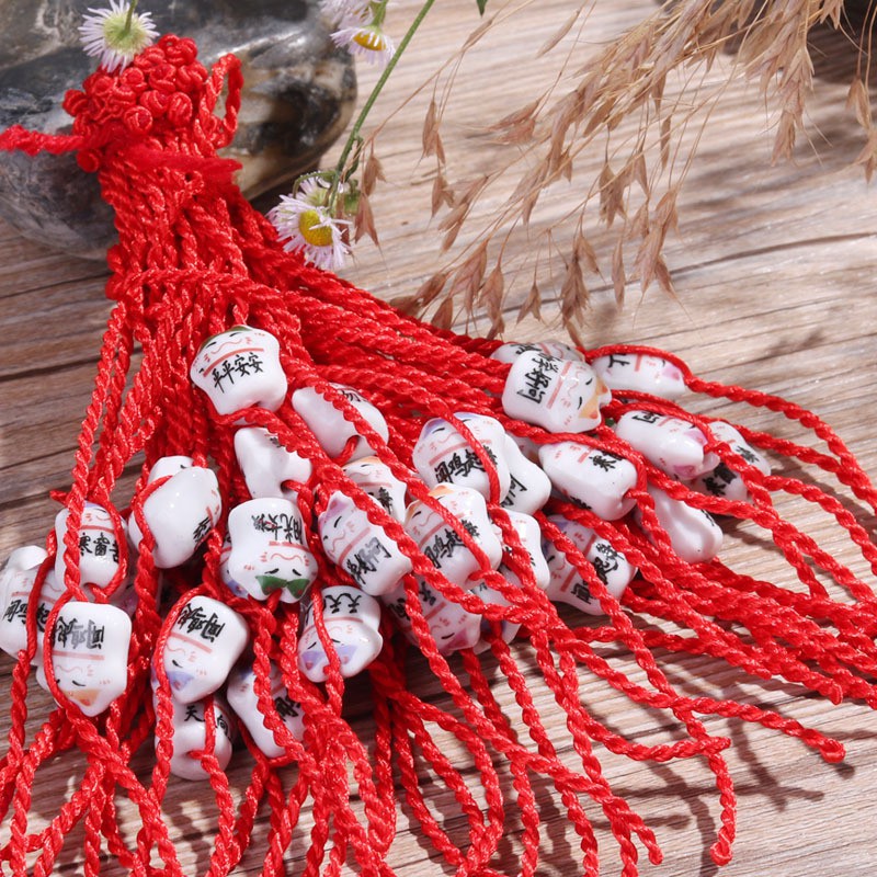 Vòng tay chỉ đỏ mèo thần tài gốm may mắn | BigBuy360 - bigbuy360.vn