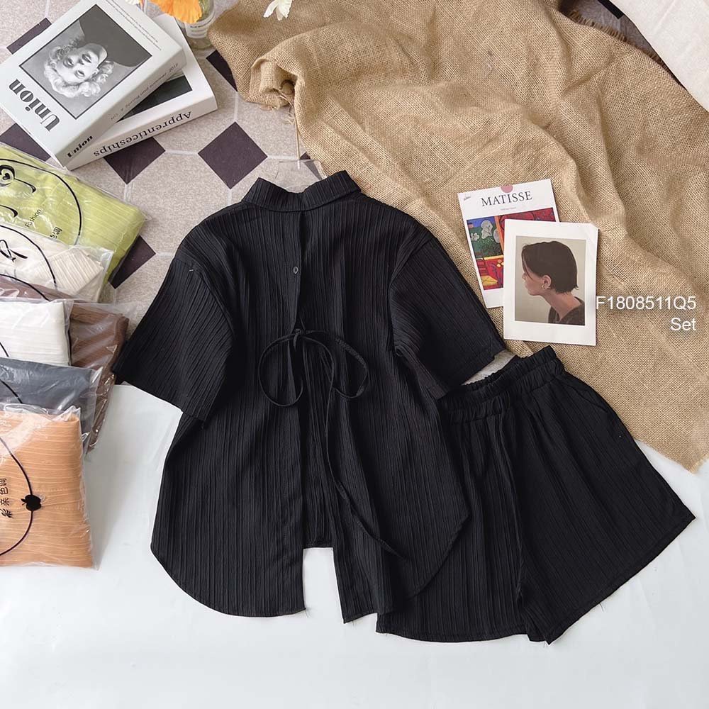 Set áo sơ mi xẻ thắt nơ phía sau + quần short chất đũi xước nhiều màu Okélla