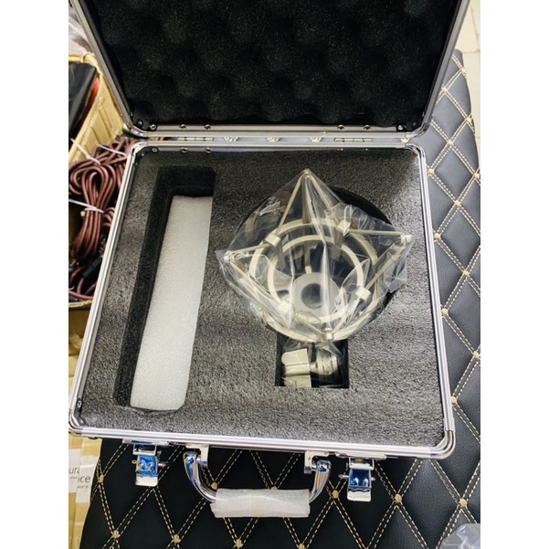 Micro Chuyên Thu Âm U87-PRO 48V Tích Hơp Nguồn 48V,Kiểu Dáng Sang Trọng,Âm Thanh Chuẩn,Trung Thực bh 1 năm