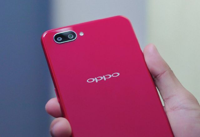 Điện thoại Oppo A3S 16G Chính Hãng, tặng cường lực