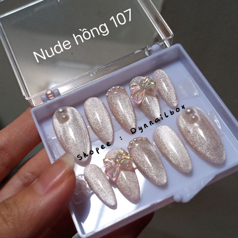 Móng tay giả mẫu 70